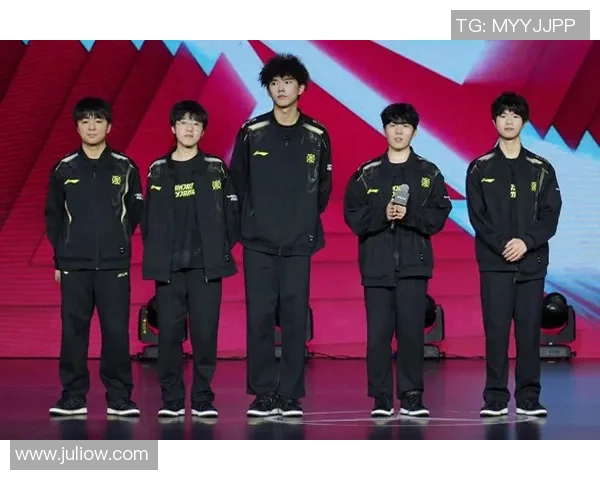 精英赛点评：WE的配合表现